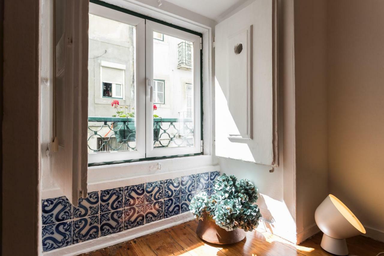 Charming Travessa Do Alcaide Appartement Lissabon